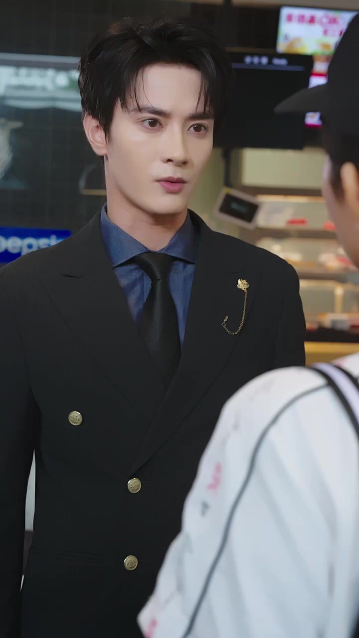 闪婚男神之周末请和我恋爱 第18集